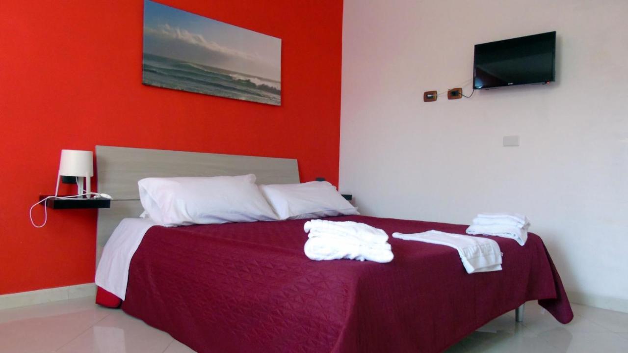 Casa Vacanza Miramare Portopalo Di Capo Passero Екстер'єр фото