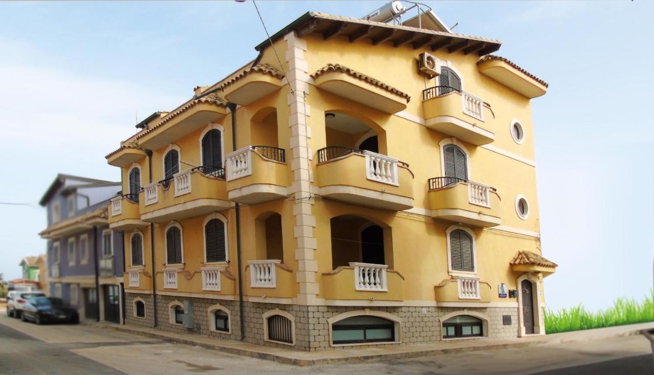 Casa Vacanza Miramare Portopalo Di Capo Passero Екстер'єр фото