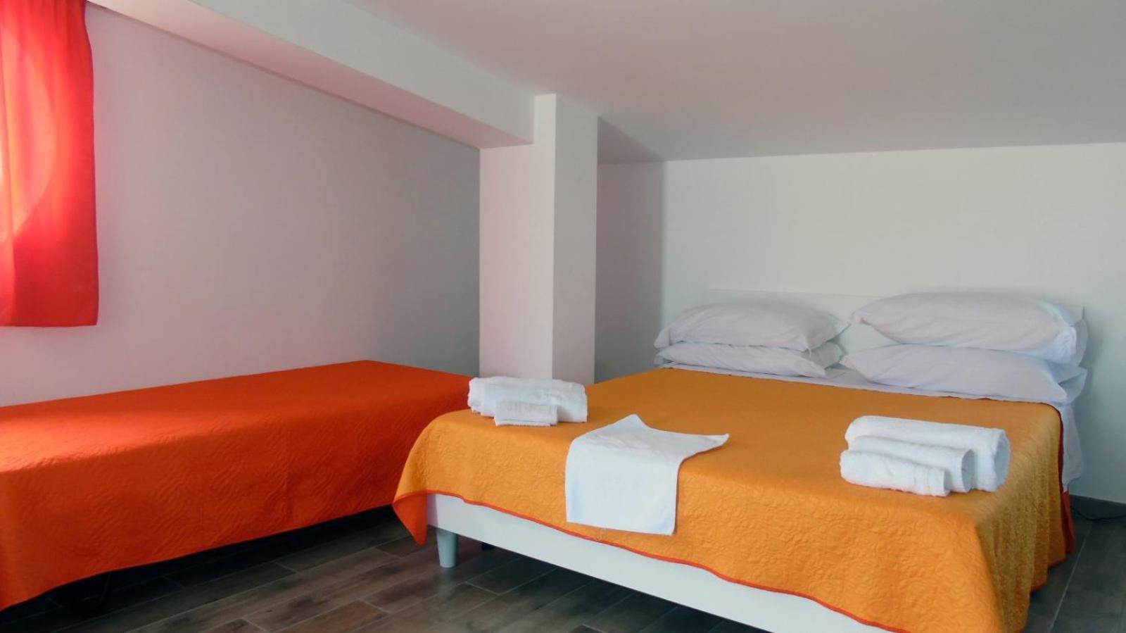 Casa Vacanza Miramare Portopalo Di Capo Passero Екстер'єр фото