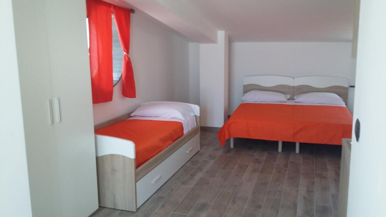 Casa Vacanza Miramare Portopalo Di Capo Passero Екстер'єр фото